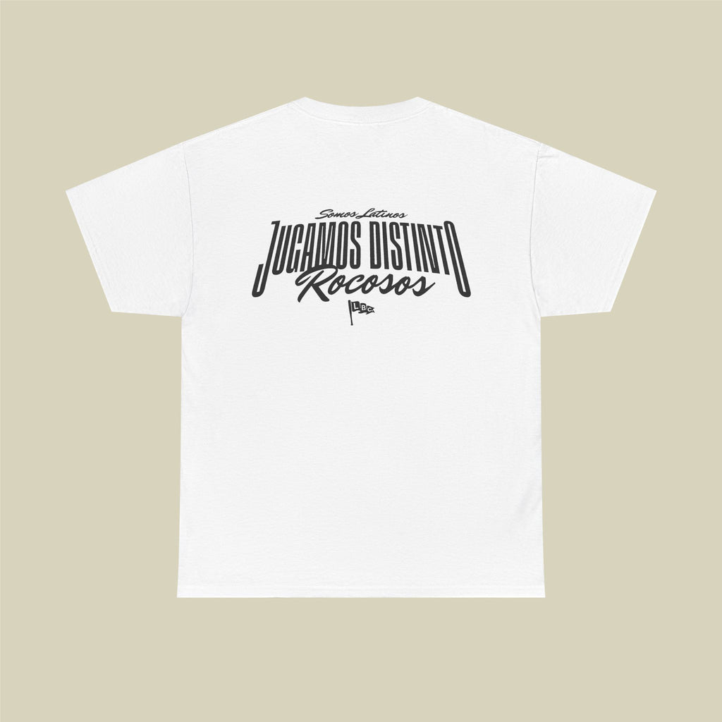 Camiseta Jugamos Distinto × Rócosos